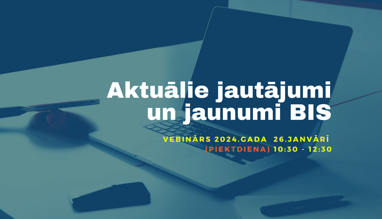 Attēls ar datoru un vebināra nosaukumu