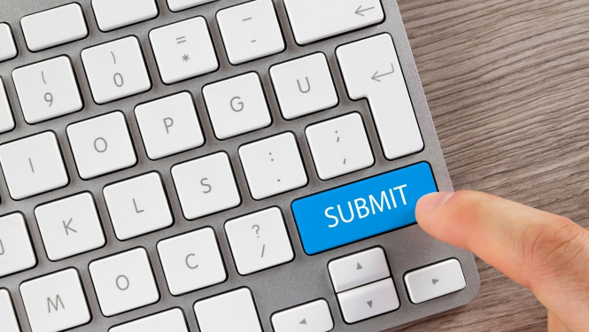 Attēls ar datora klaviatūru