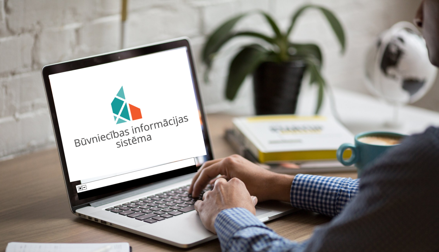 Datora attēls ar BIS logo