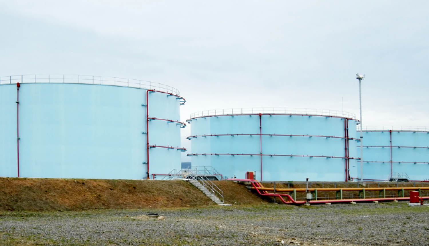 Oil product tanks
